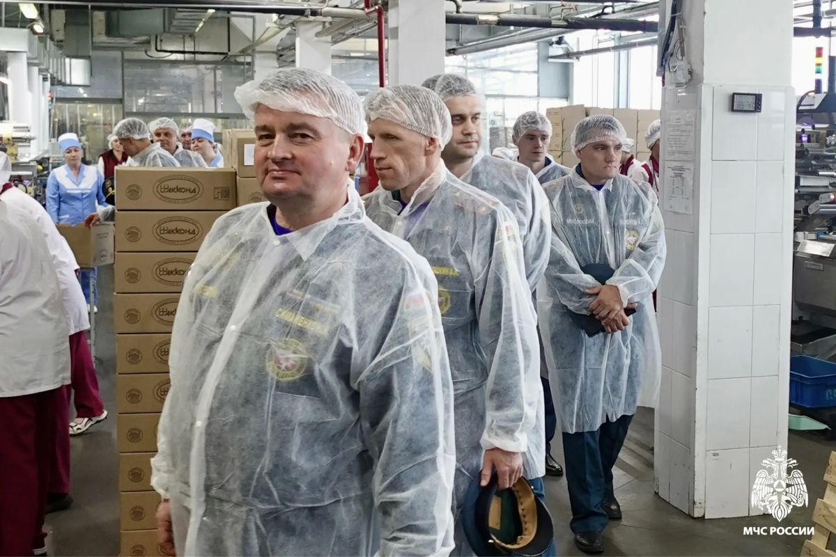 Курс на совершенствование: в Чувашии состоялся Всероссийский сбор сотрудников Государственного пожарного надзора и судебно-экспертных учреждений МЧС России Курс на совершенствование: в Чувашии состоялся Всероссийский сбор сотрудников Государственного пожарного надзора и судебно-экспертных учреждений МЧС России