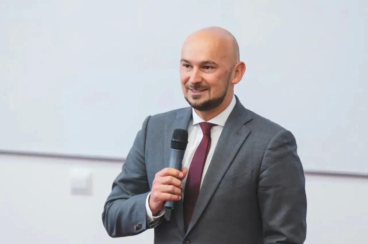 Андрей Чибис: Развитие и обновление Мурманского арктического университета — наша приоритетная задача Андрей Чибис: Развитие и обновление Мурманского арктического университета — наша приоритетная задача