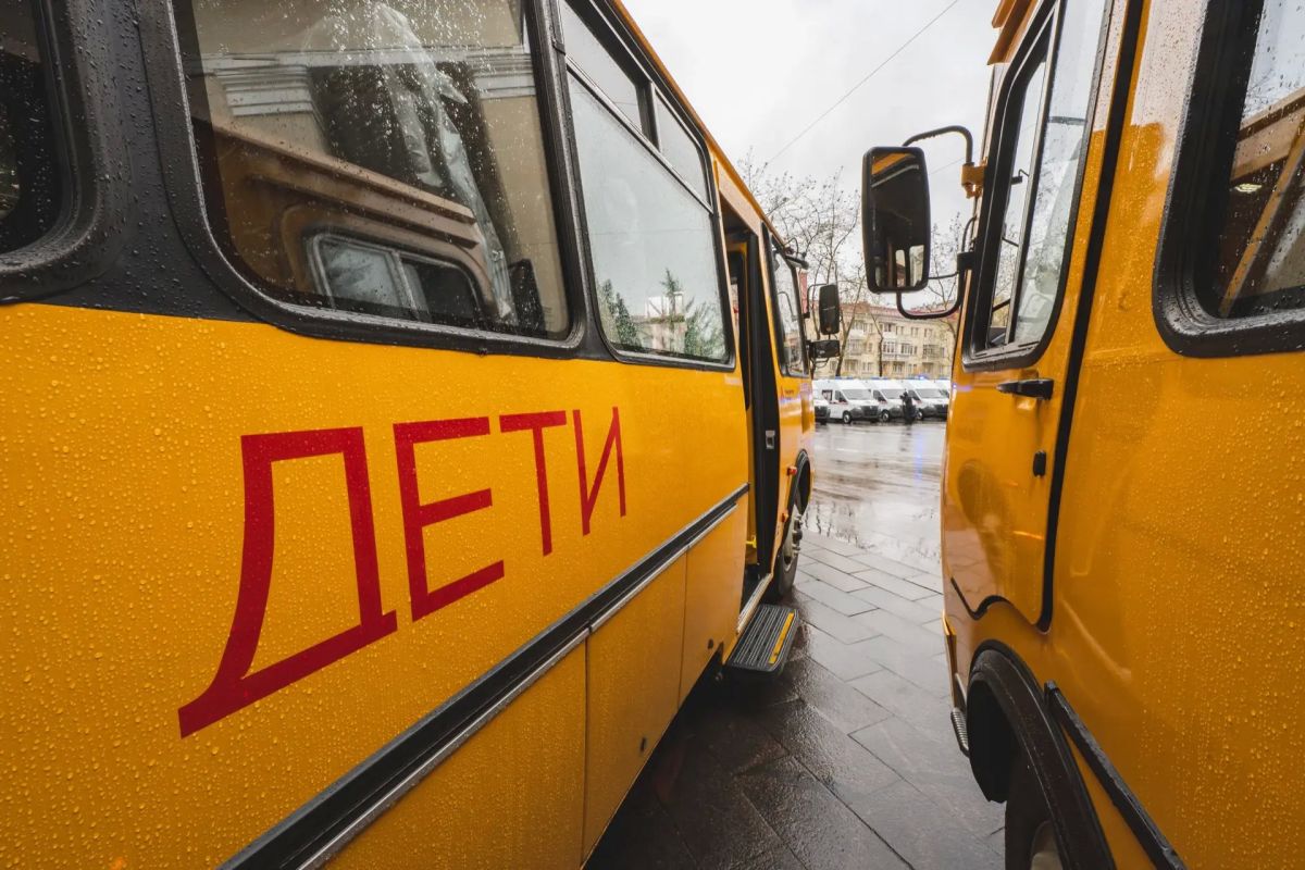 Муниципалитеты Мурманской области получили 7 новых школьных автобусов Муниципалитеты Мурманской области получили 7 новых школьных автобусов