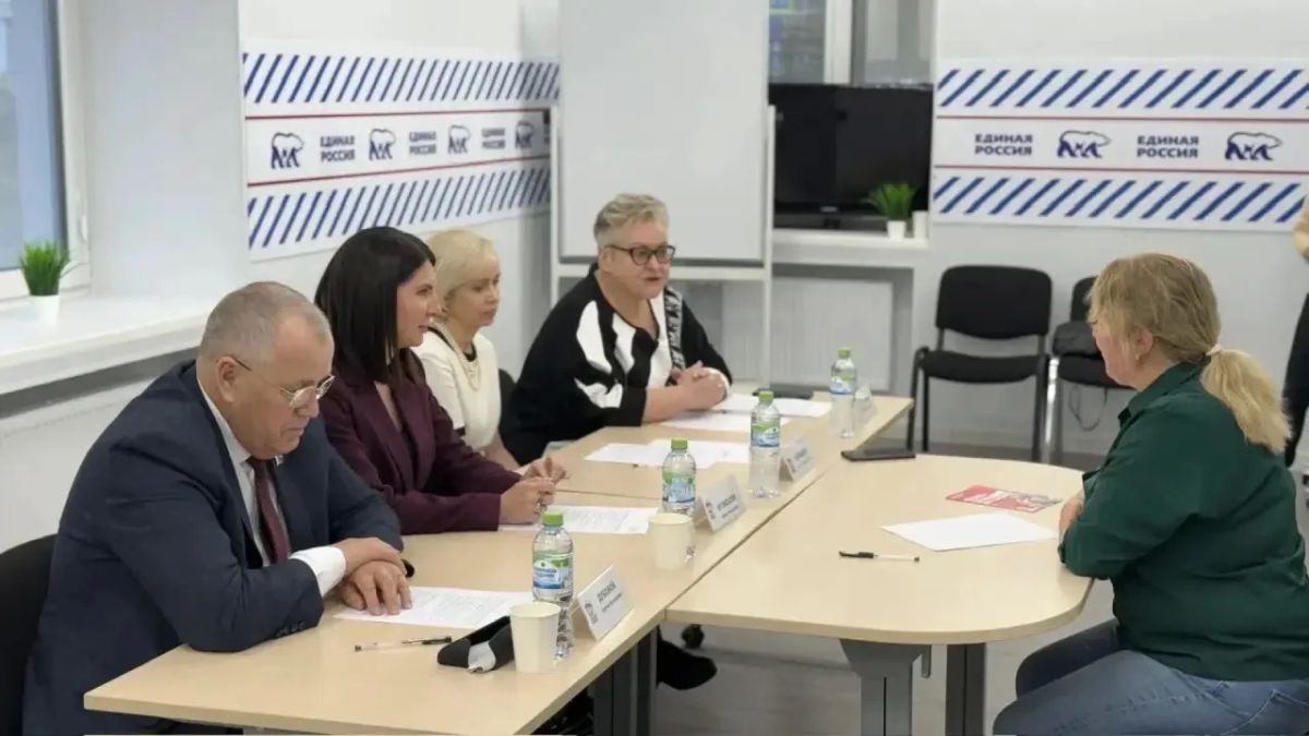 Ко Дню воспитателя и всех дошкольных работников в штабе Единой России традиционно прошел Всероссийский день приема родителей дошкольников Ко Дню воспитателя и всех дошкольных работников в штабе Единой России традиционно прошел Всероссийский день приема родителей дошкольников