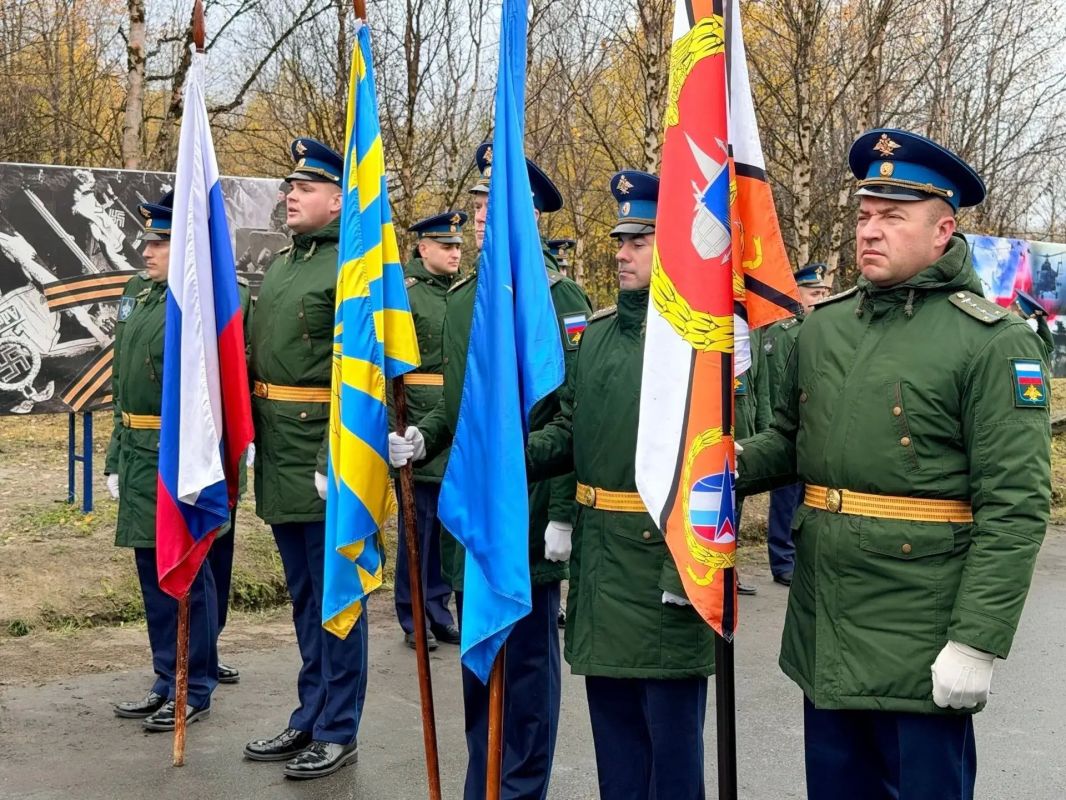 В Протоках открыли мемориал в память о погибших участниках СВО В Протоках открыли мемориал в память о погибших участниках СВО