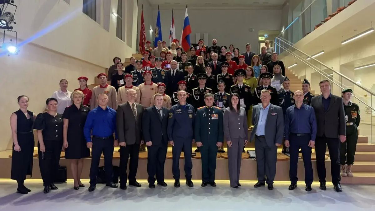 В Центре научно-технологического творчества «Родина» прошел региональный слет Всероссийского военно-патриотического общественного движения «Юнармия» В Центре научно-технологического творчества «Родина» прошел региональный слет Всероссийского военно-патриотического общественного движения «Юнармия»