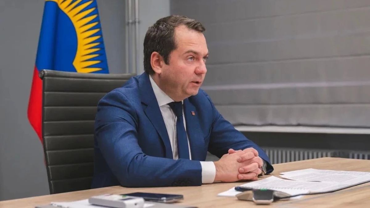 Андрей Чибис: у нас есть все, чтобы сделать Мурманск ключевым международным портом в Арктике