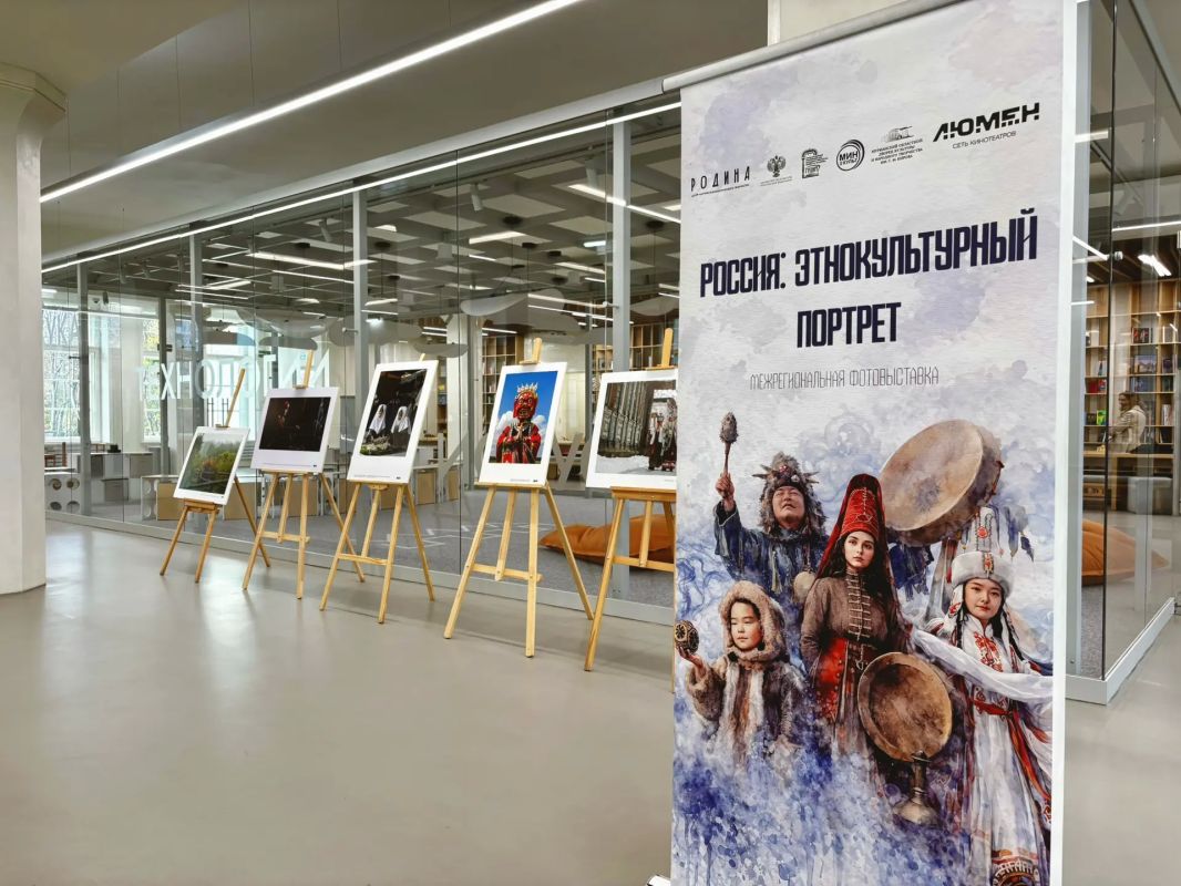 Более 100 кинопроектов из 30 регионов: в Мурманске проходит фестиваль «От чистого истока» Более 100 кинопроектов из 30 регионов: в Мурманске проходит фестиваль «От чистого истока»