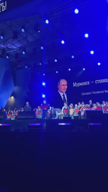 Андрей Чибис: С юбилеем, столица Арктики! Процветай наш город-герой!
