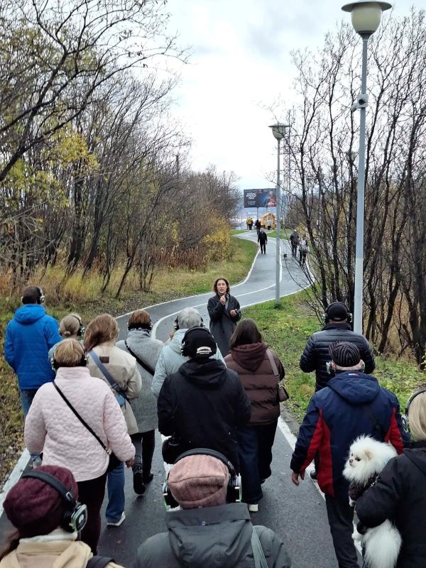 Юбилейные выходные в Мурманске стали поводом посмотреть на город через городскую среду и искусство Юбилейные выходные в Мурманске стали поводом посмотреть на город через городскую среду и искусство