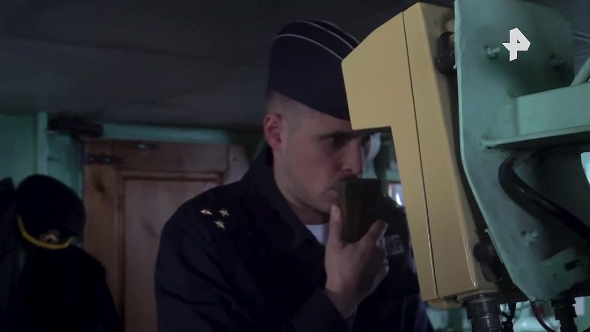 Военнослужащие Северного флота провели учения в Баренцевом море