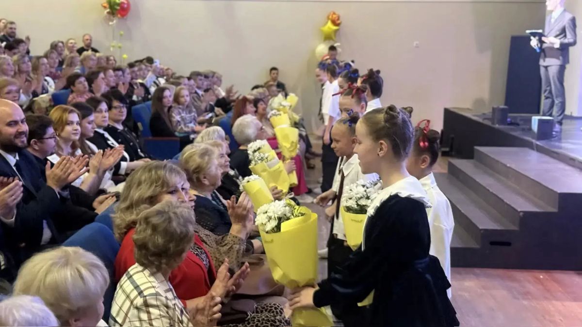В столице Кольского Заполярья состоялось торжественное мероприятие, посвящённое профессиональному празднику педагогов и подведению итогов 30-го, юбилейного конкурса «Учитель города Мурманска - 2026» В столице Кольского Заполярья состоялось торжественное мероприятие, посвящённое профессиональному празднику педагогов и подведению итогов 30-го, юбилейного конкурса «Учитель города Мурманска - 2026»
