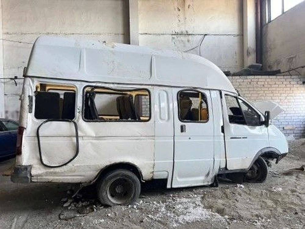 В Кировске будут судить предпринимателя, чей водитель опрокинул микроавтобус в кювет
