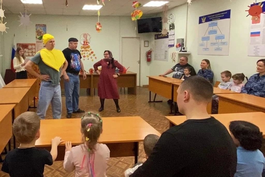 Женсовет отдела по конвоированию порадовал детей сотрудников осенним праздником Женсовет отдела по конвоированию порадовал детей сотрудников осенним праздником