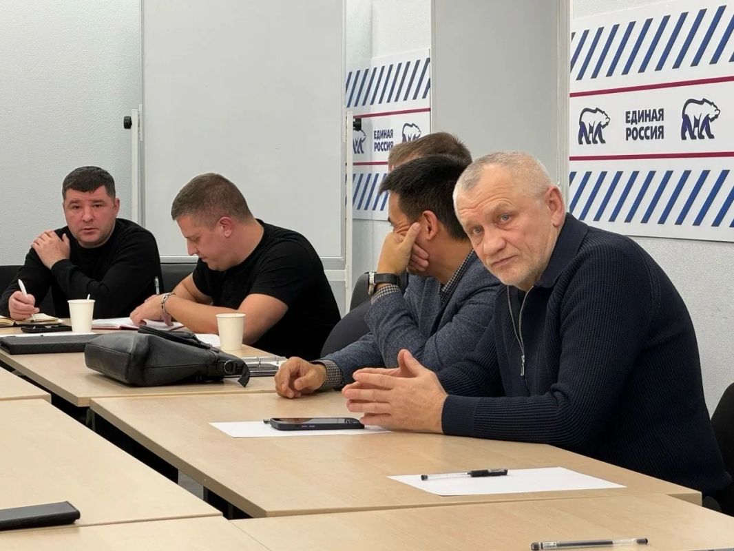 Глава ЗАТО город Заозерск Ярослав Мельник избран председателем Ассоциации ветеранов СВО Мурманской области Глава ЗАТО город Заозерск Ярослав Мельник избран председателем Ассоциации ветеранов СВО Мурманской области
