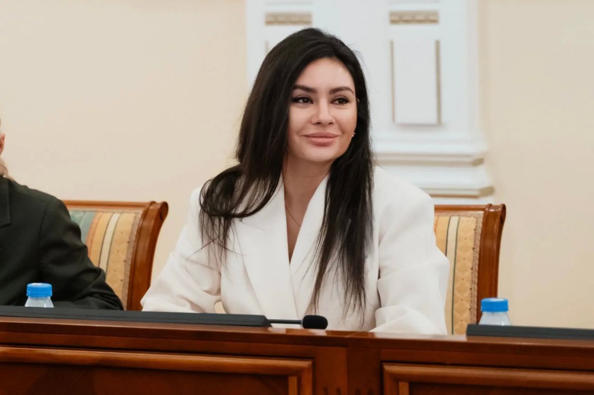 Сегодня на оперативном совещании министр градостроительства и благоустройства Элина Парамонова доложила о реализации губернаторской программы «На Севере — твой проект» и призвала северян активнее участвовать в голосовании за... Сегодня на оперативном совещании министр градостроительства и благоустройства Элина Парамонова доложила о реализации губернаторской программы «На Севере — твой проект» и призвала северян активнее участвовать в голосовании за...