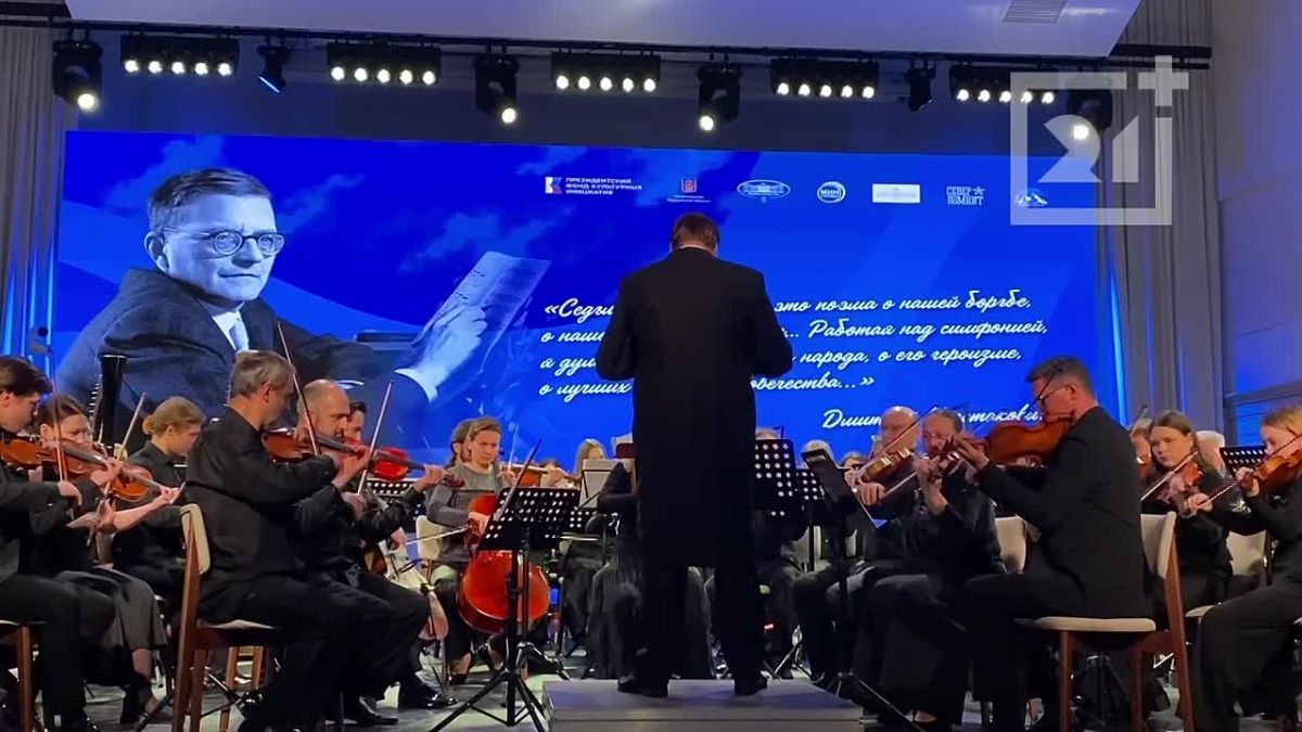 Впервые в истории Мурманска на сцене областной филармонии прозвучала Симфония № 7 «Ленинградская» Дмитрия Шостаковича