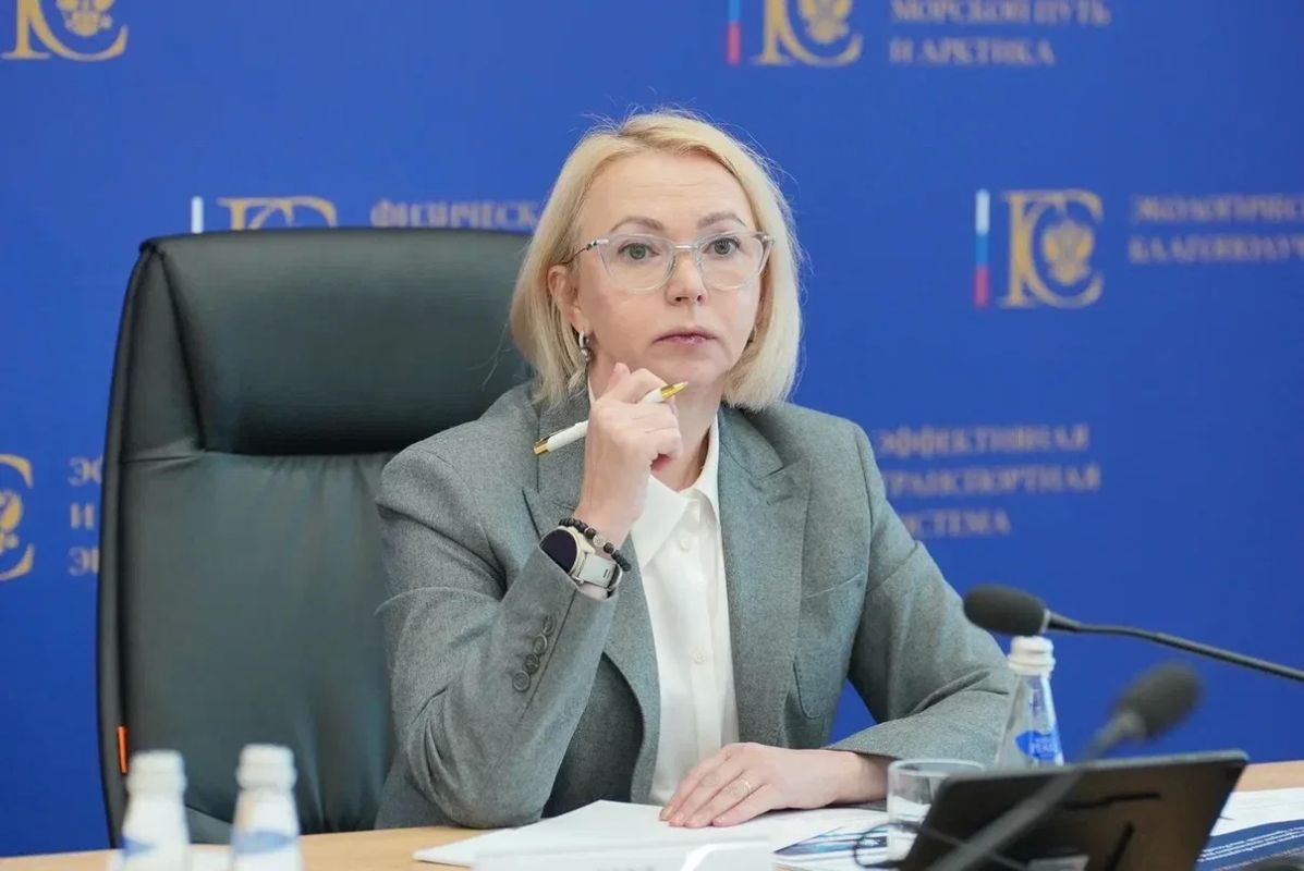 Андрей Чибис: Единый префрежим в Арктике должен работать и для крупных проектов, и для малого бизнеса Андрей Чибис: Единый префрежим в Арктике должен работать и для крупных проектов, и для малого бизнеса