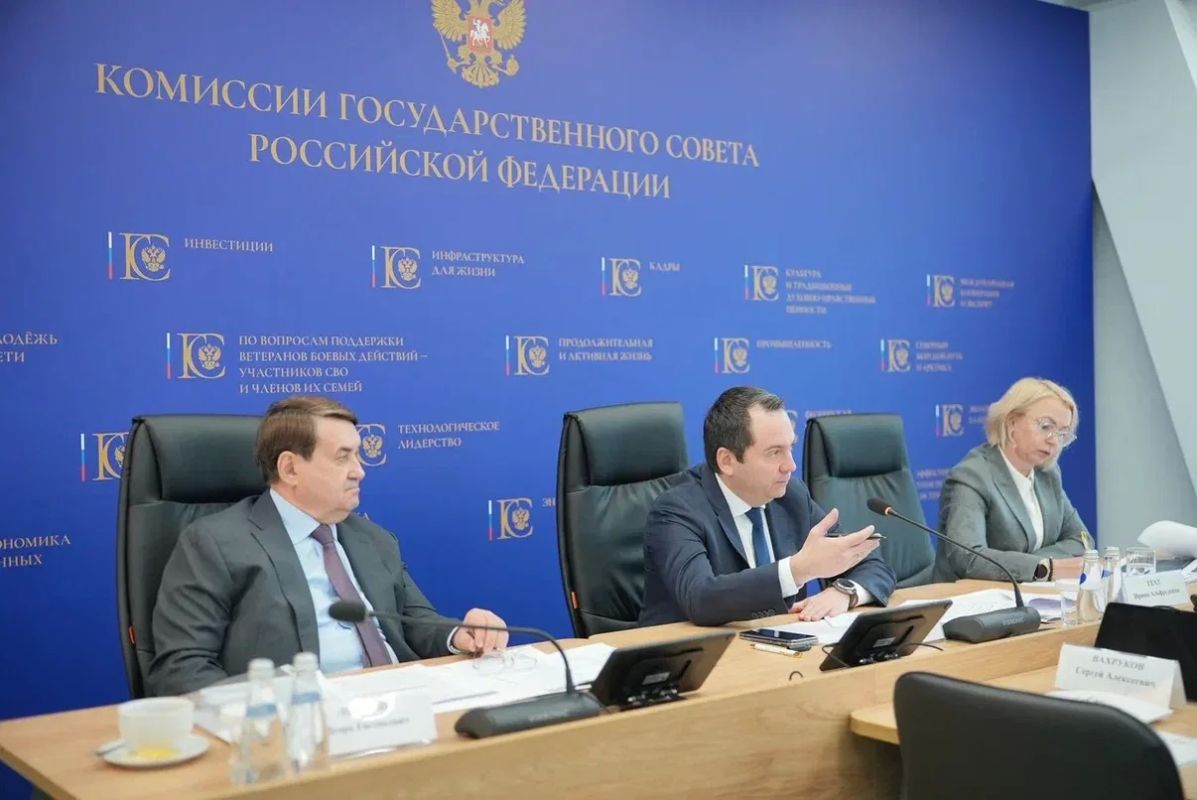 Андрей Чибис: Единый префрежим в Арктике должен работать и для крупных проектов, и для малого бизнеса Андрей Чибис: Единый префрежим в Арктике должен работать и для крупных проектов, и для малого бизнеса