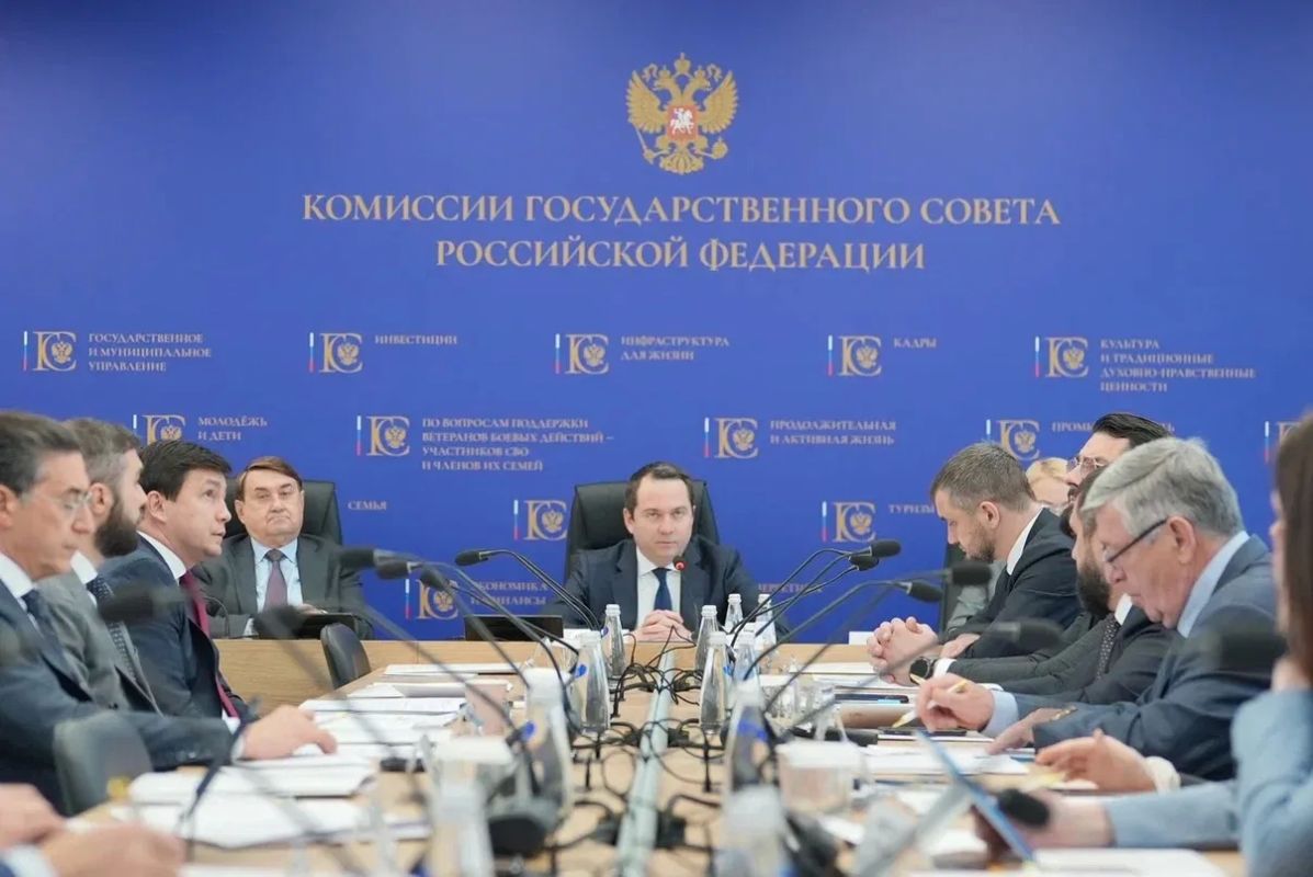 Андрей Чибис: Единый префрежим в Арктике должен работать и для крупных проектов, и для малого бизнеса Андрей Чибис: Единый префрежим в Арктике должен работать и для крупных проектов, и для малого бизнеса