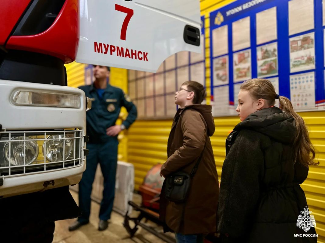 За кулисами пожарной службы За кулисами пожарной службы