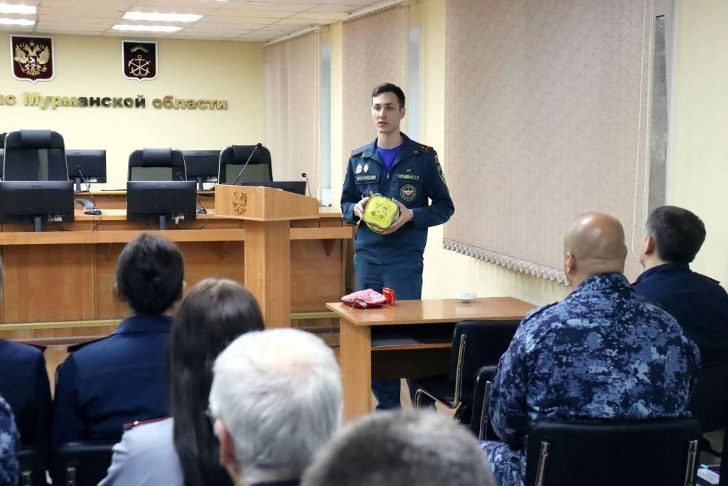 С сотрудниками УФСИН России по Мурманской области обсудили правила безопасного обращения с электричеством С сотрудниками УФСИН России по Мурманской области обсудили правила безопасного обращения с электричеством