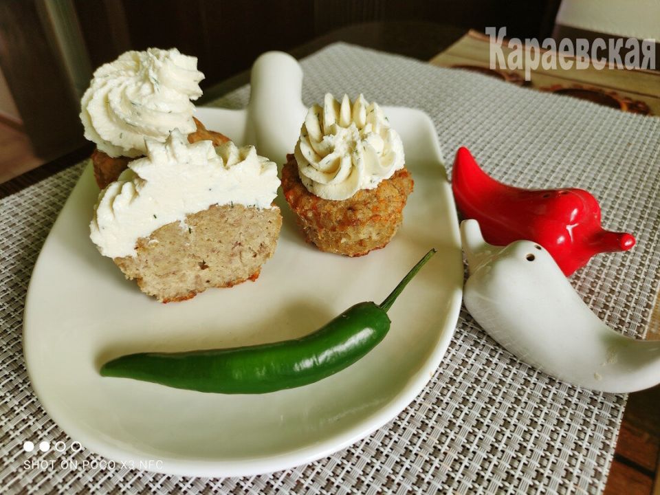 Маффины с мясным характером: сытное решение для ваших гостей