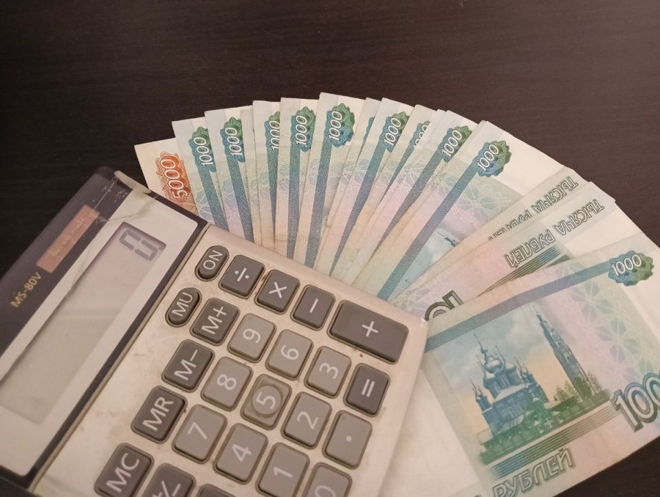 Новые налоговые меры: российское правительство вводит изменения для компенсации потерь